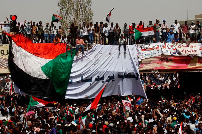 Demonstran Sudan Nyatakan Revolusi Belum Berakhir